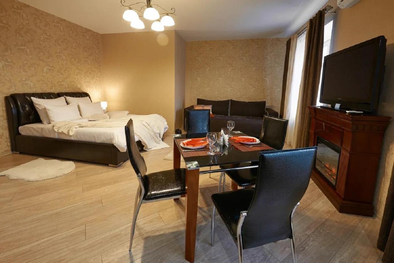 Paulmarie Apartments On Prs. Lenina, 51 Gomel Bagian luar foto